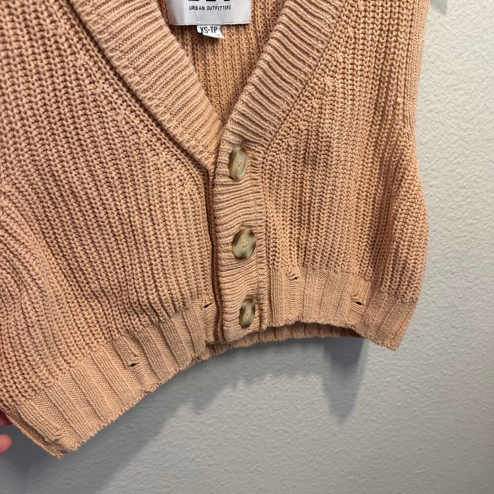 BDG Urban Outfitters Mona Knit Tan Sweater Vest Cropped size XS - Picture 4 of 5